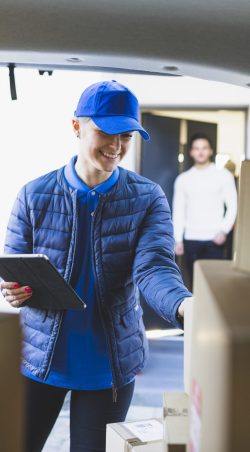 falegnameria-bandecchi-consegna-mobili-in-legno